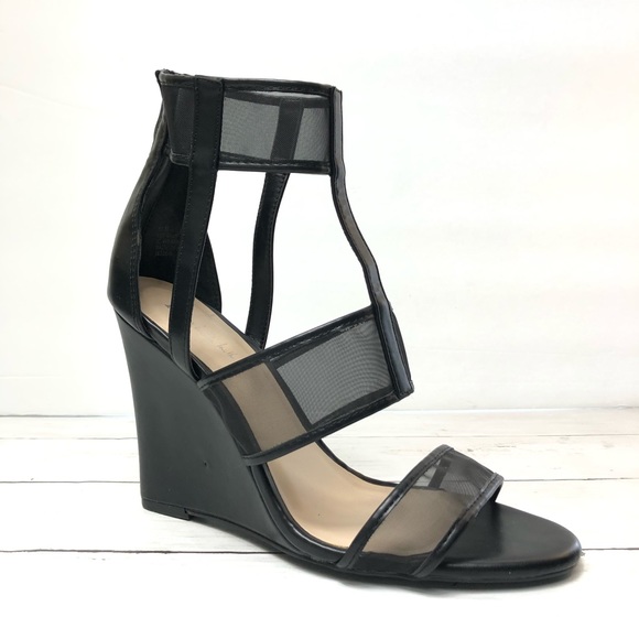Nicole Miller Farah Mesh Strap Wedge Women’s Sz 10 - Picture 2 of 6